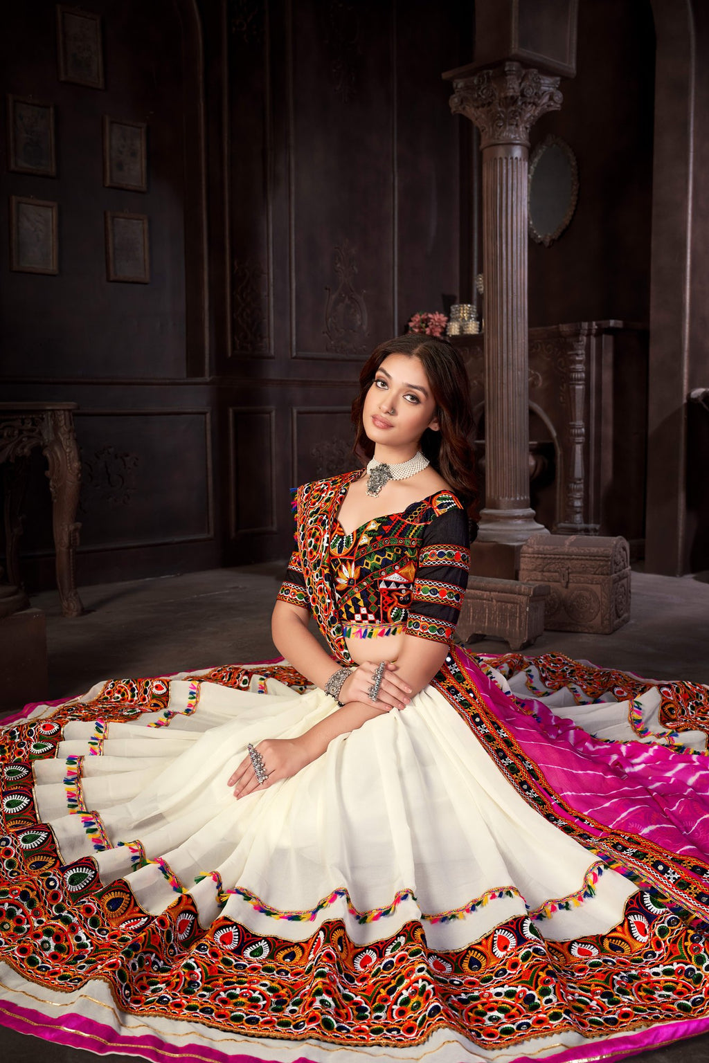 Women's Off White Georgette Traditional Kutchi Embroidery with Mirror Work Semi Stitched Lehenga Choli With Dupatta (Nav_09_OffWhite)