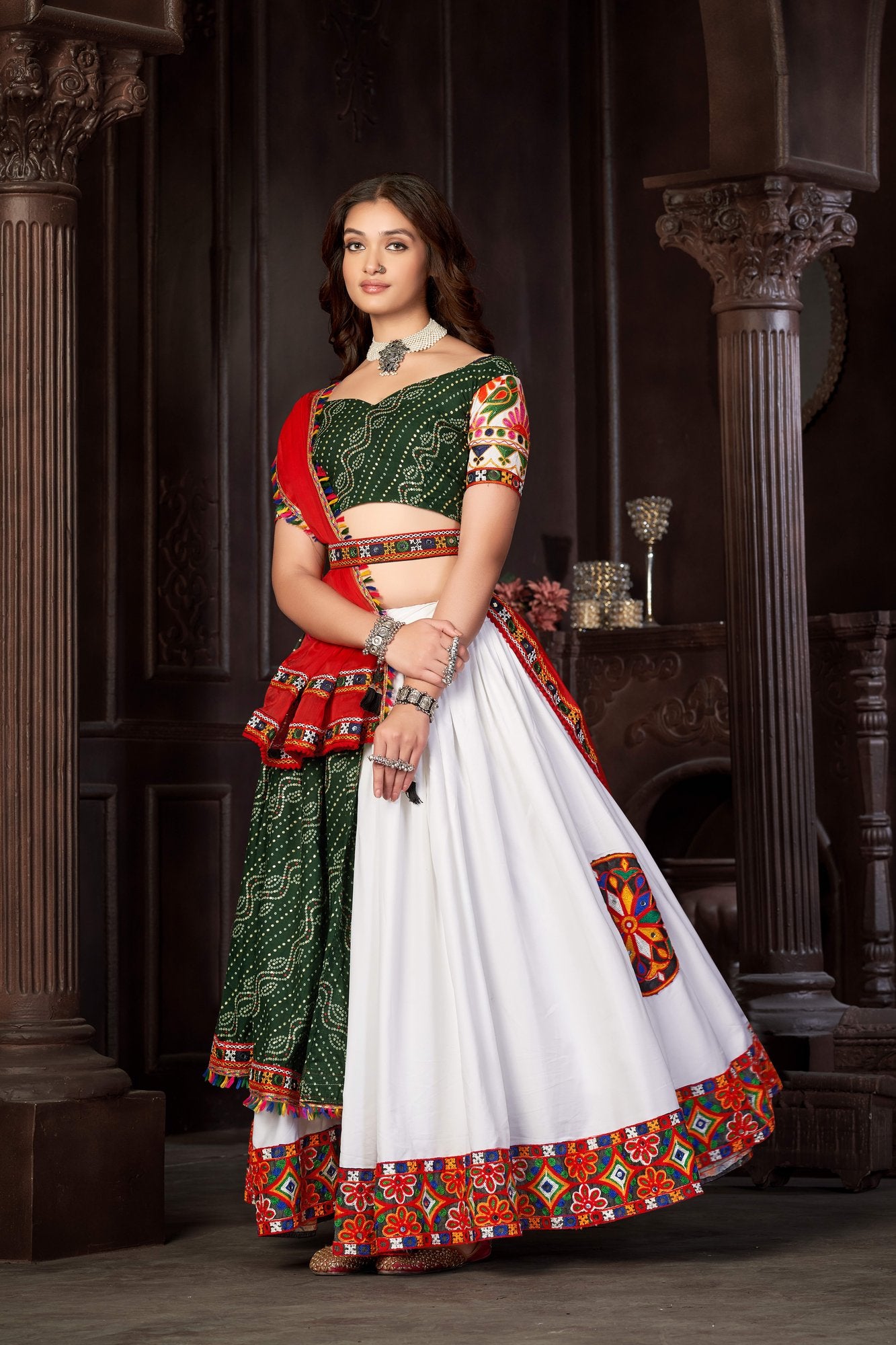 Women's White Crepe,Cotton Silk Traditional Kutchi Embroidery with Mirror Work Semi Stitched Lehenga Choli With Dupatta (Nav_10_White)