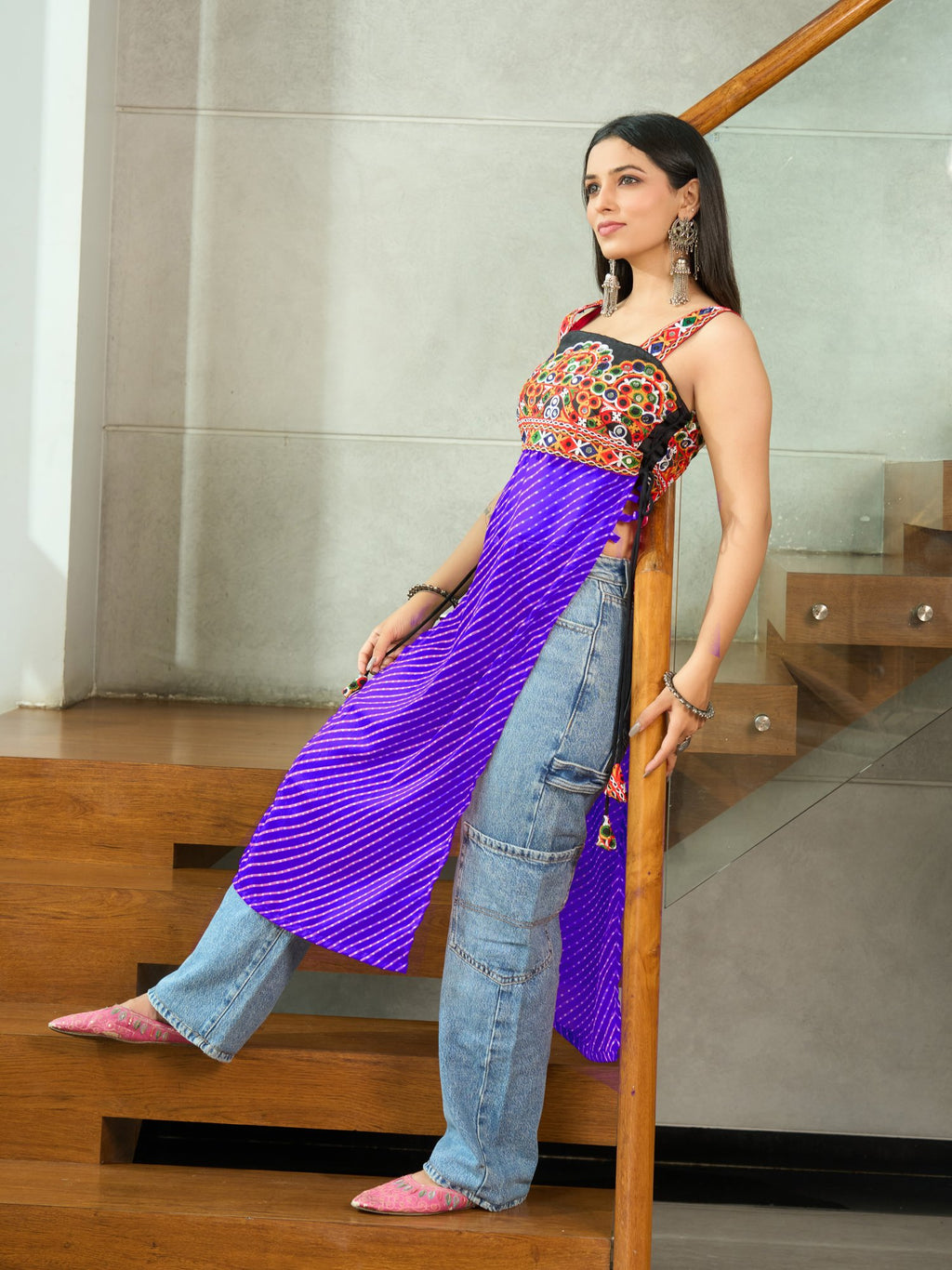 Women's Georgette & Banglory Silk Embroidery Thread Work,Printed Kurta 