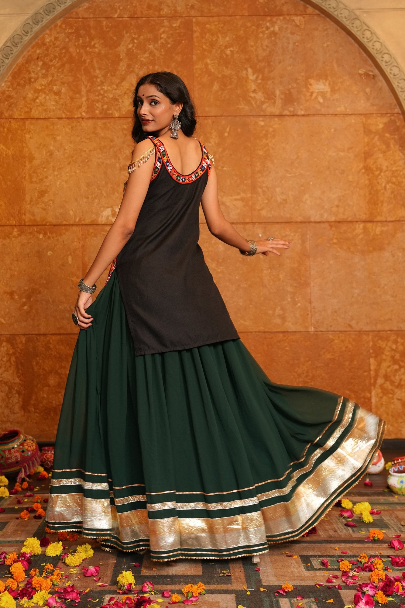 Women's Green Georgette Traditional Kutchi Embroidery with Mirror Work Semi Stitched Lehenga Choli With Dupatta (Nav_31_Green)