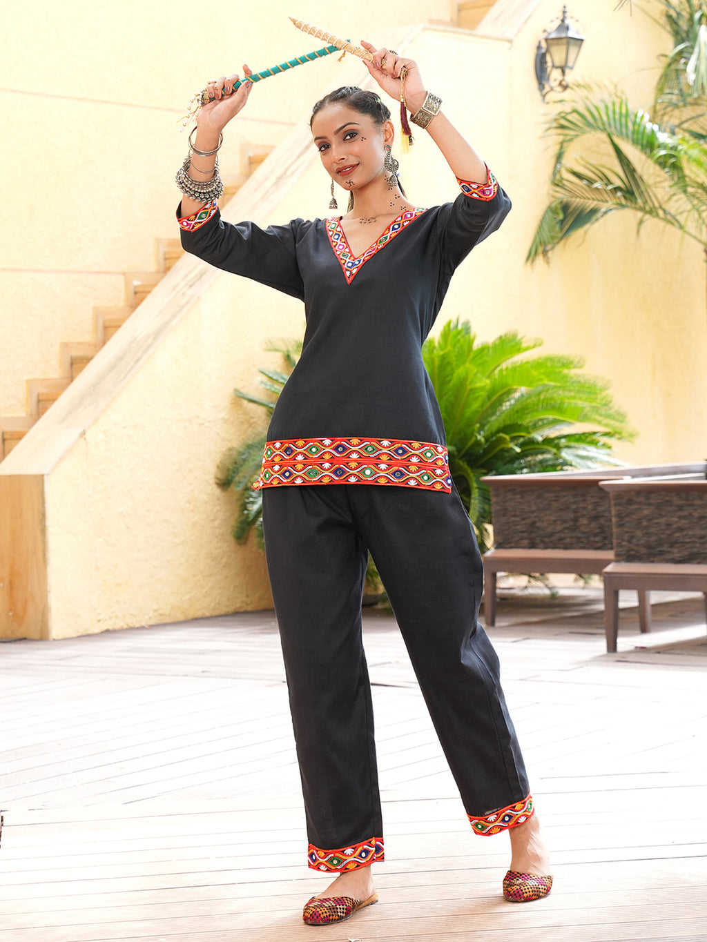 Women's Cotton Ethnic Motif Embroidered Co-Ord Set