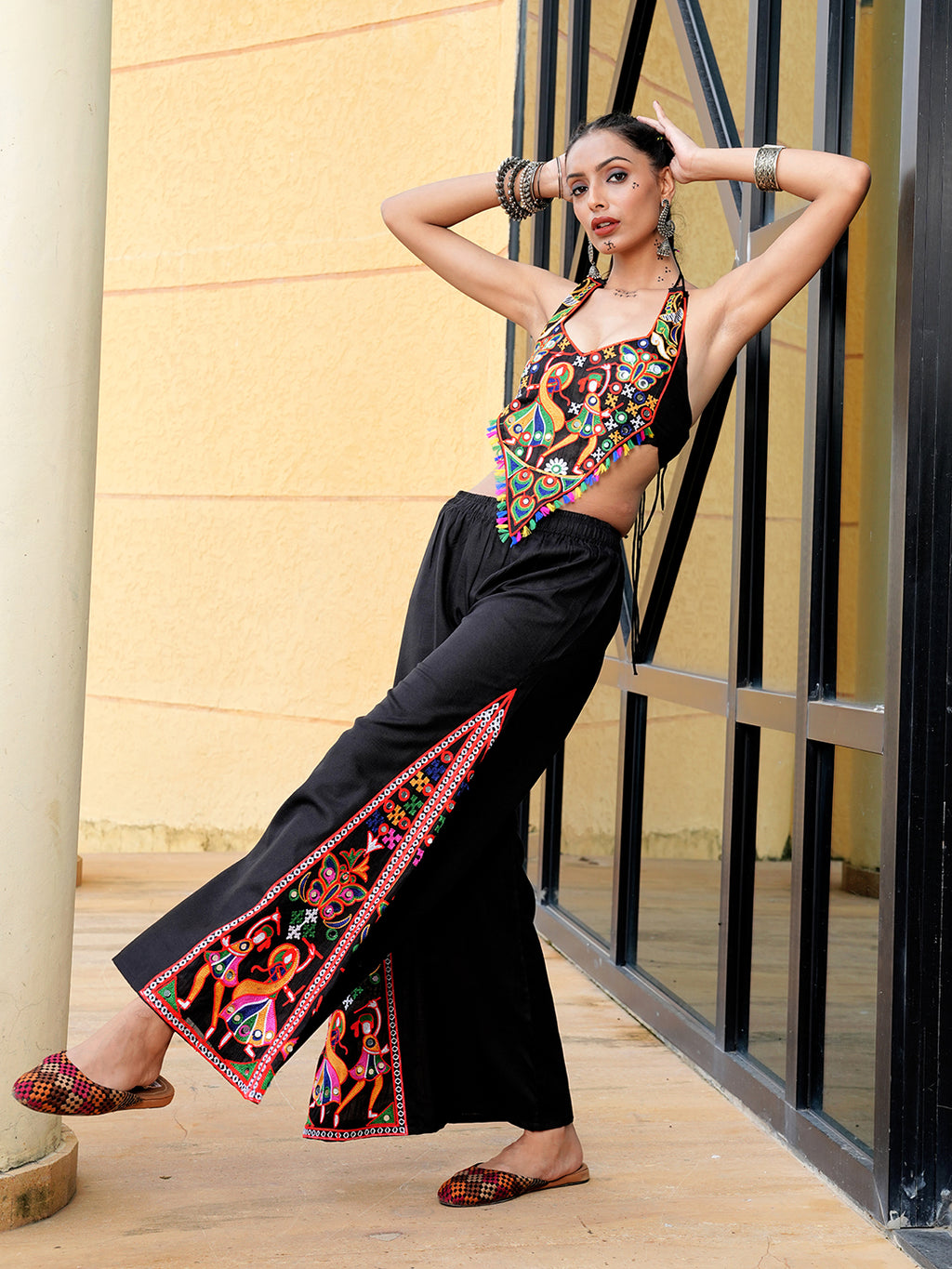 Women's Cotton Ethnic Motif Embroidered Co-Ord Set