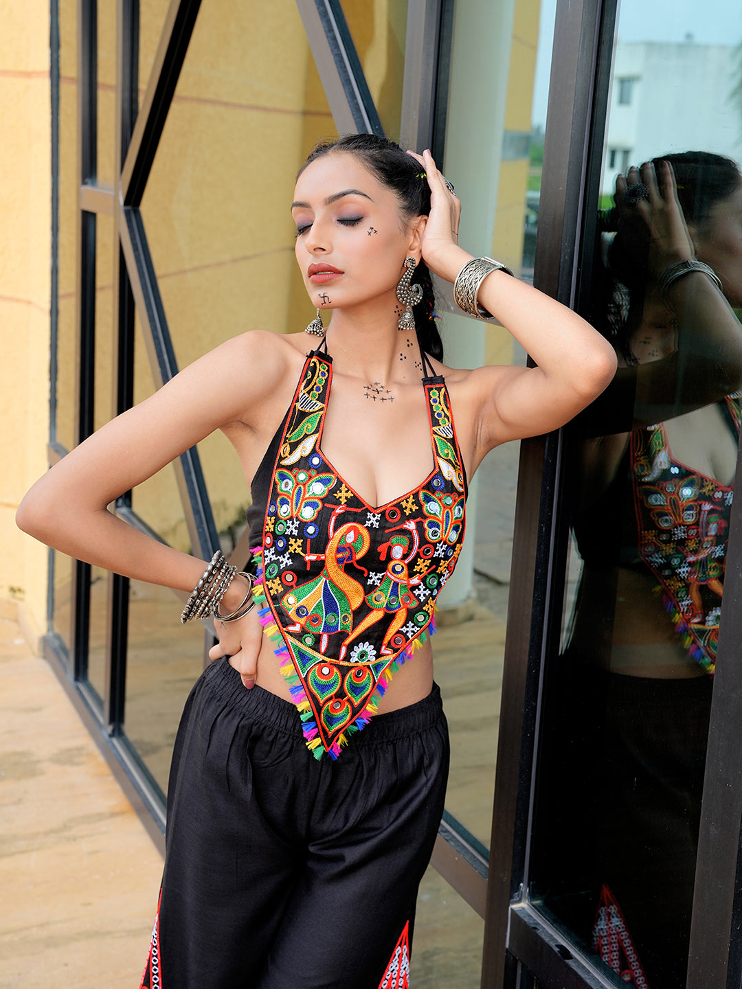 Women's Cotton Ethnic Motif Embroidered Co-Ord Set