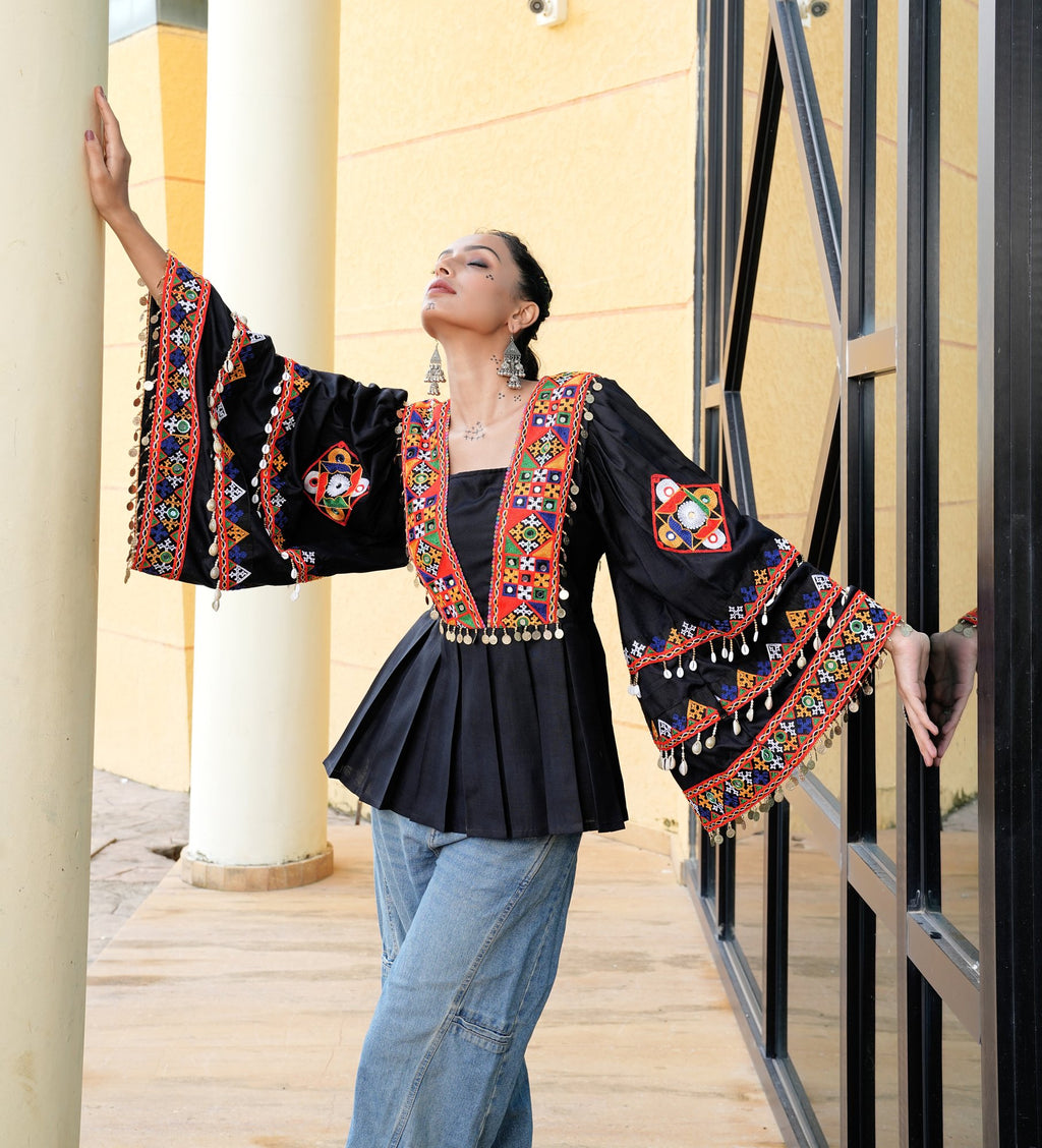 Women's Cotton Embroidery Thread Work Kurta 