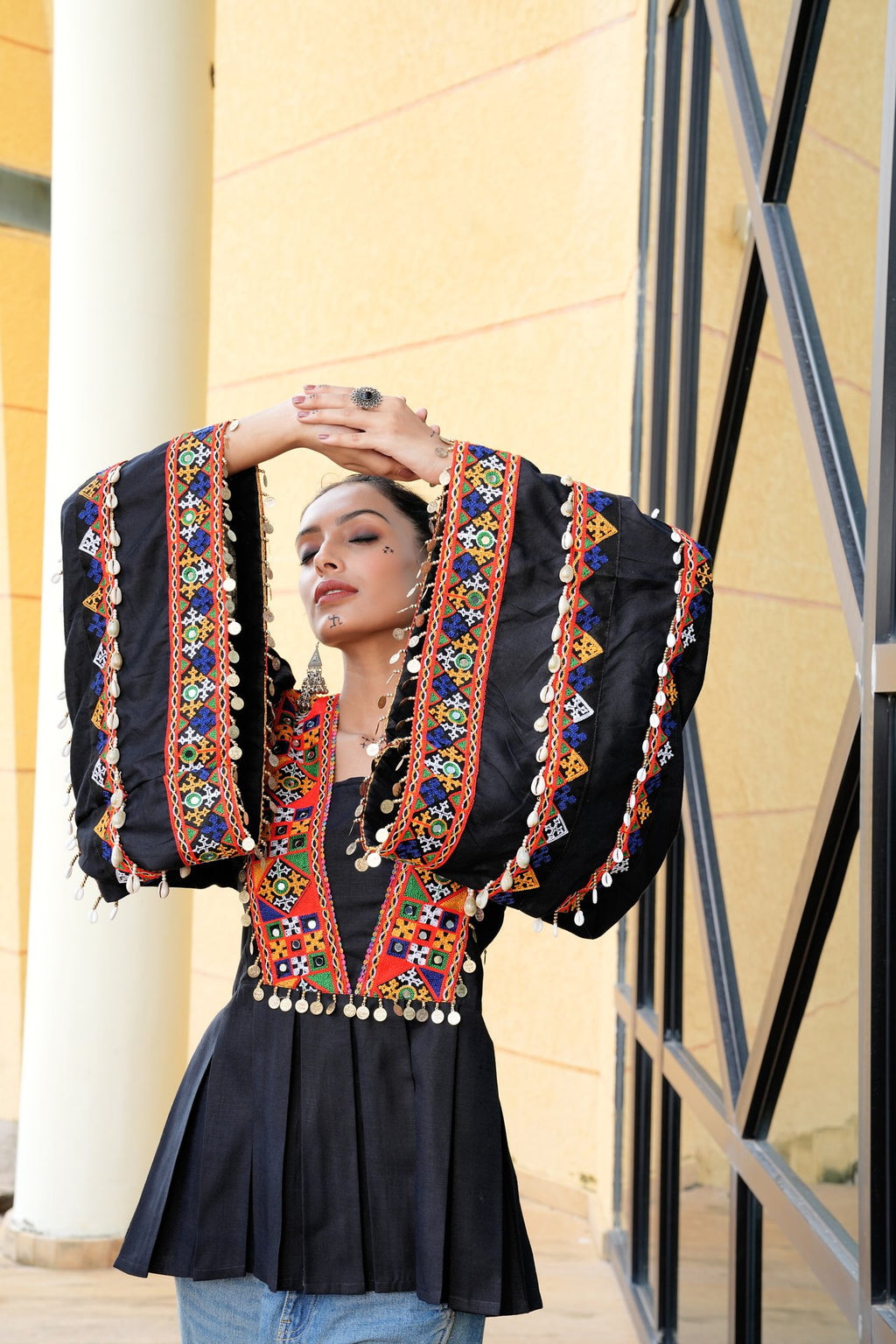 Women's Cotton Embroidery Thread Work Kurta 