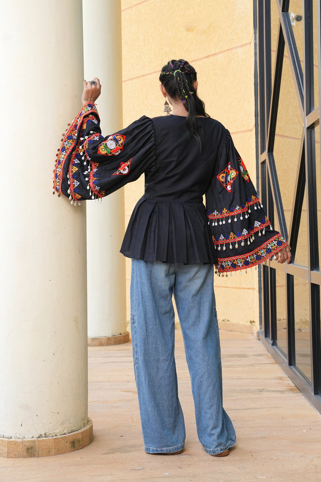 Women's Cotton Embroidery Thread Work Kurta 