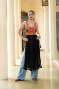 Women's Georgette & Banglory Silk Embroidery Thread Work Kurta 