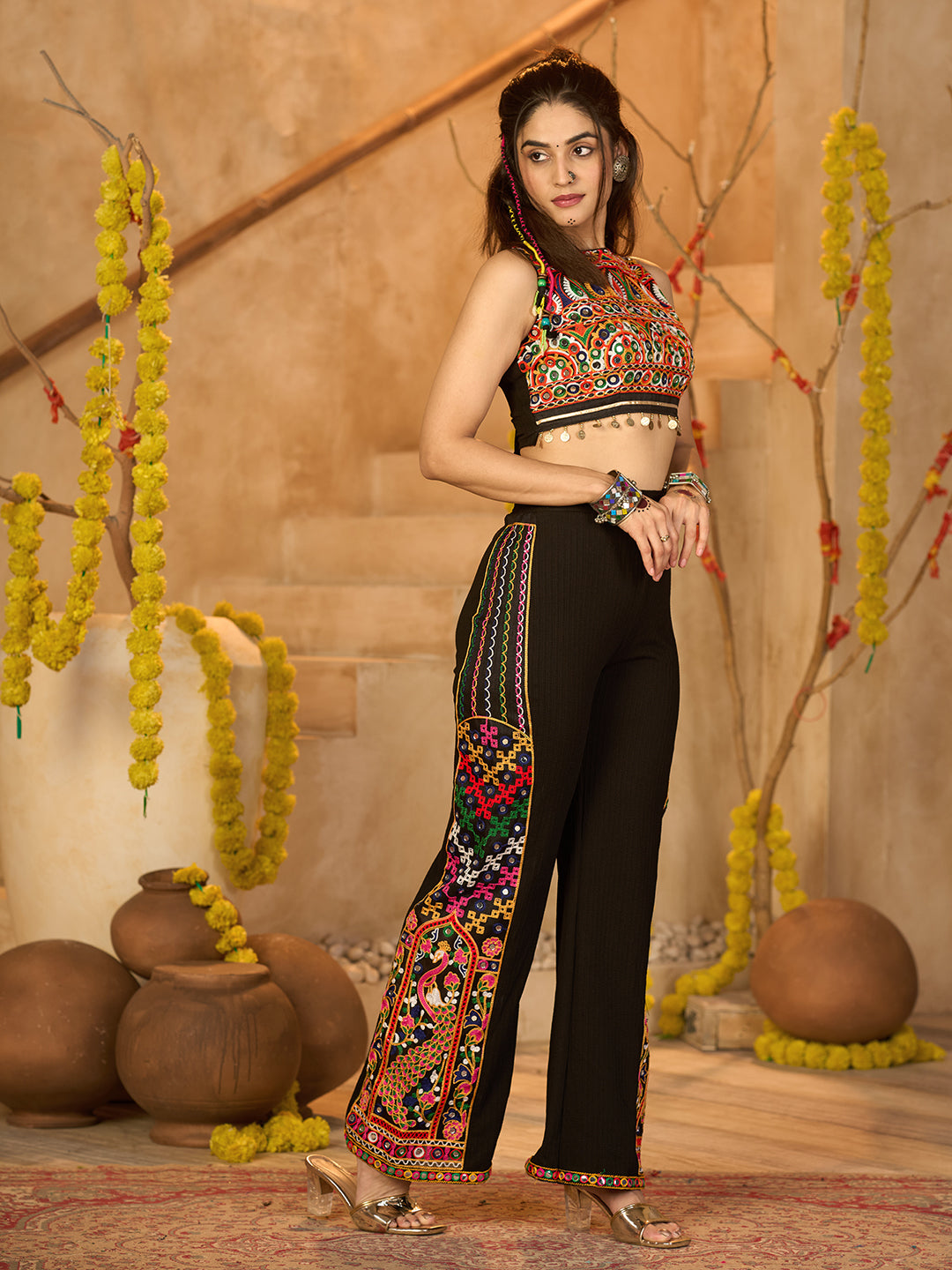 Women's Polyester Ethnic Motif Embroidered Co-Ord Set