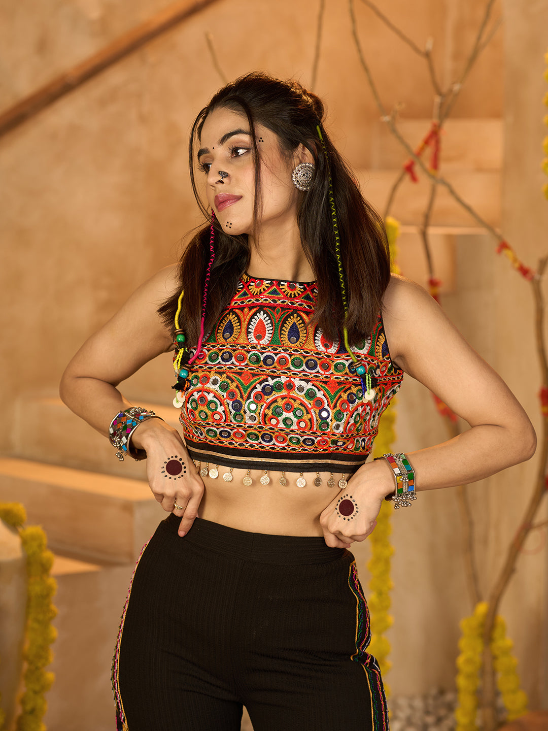 Women's Polyester Ethnic Motif Embroidered Co-Ord Set