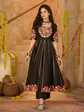 Women's Cotton Ethnic Motif Embroidered Co-Ord Set