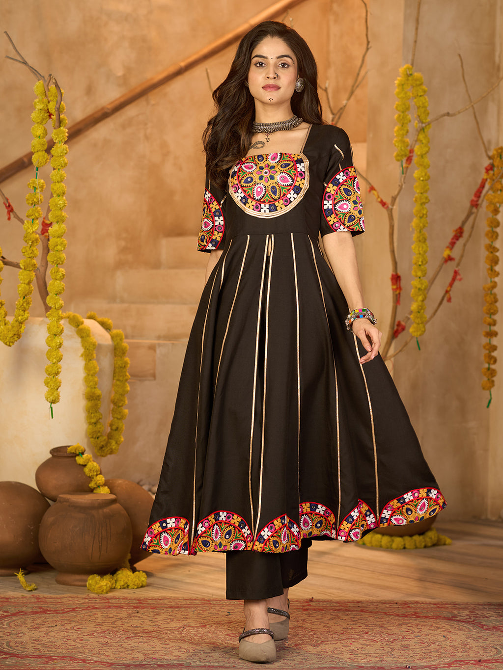 Women's Cotton Ethnic Motif Embroidered Co-Ord Set